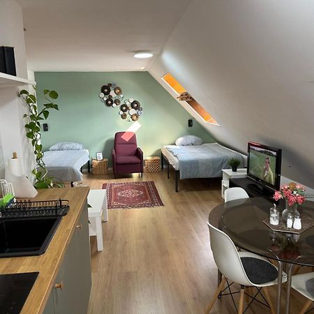 Moderne Wohnung In Ruhiger Lage Krefeld Exterior foto